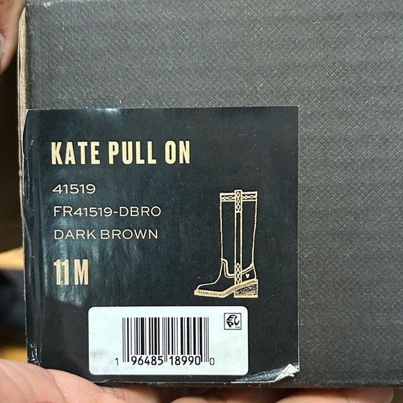 Frye - Picture 2 of 4